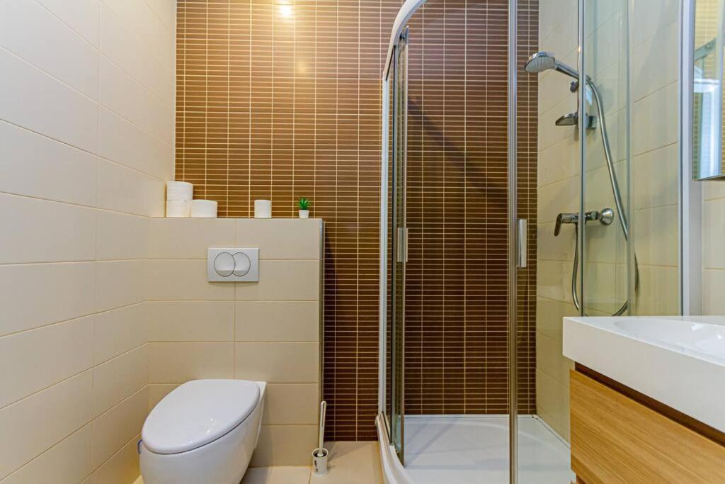 Luminous Design Apartment - W18 บูดาเปสต์ ภายนอก รูปภาพ